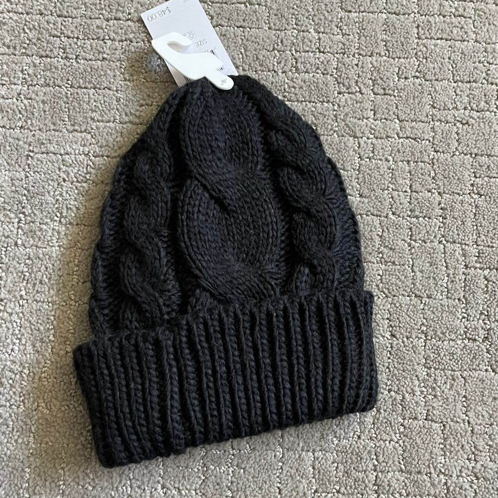 Michael Kors Cable Knit Beanie NWT - Picture 5 of 6